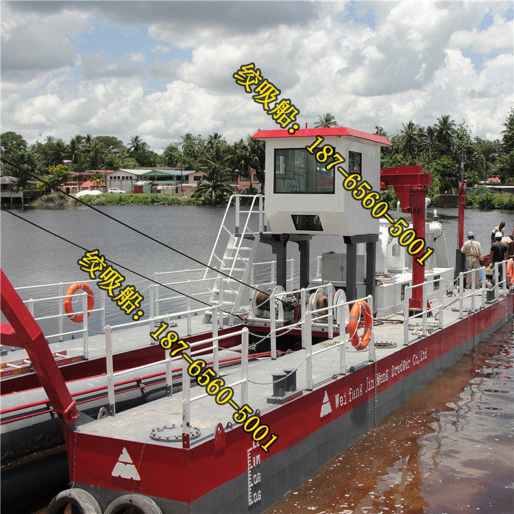 清淤船挖泥船現(xiàn)場(chǎng)圖片.jpg