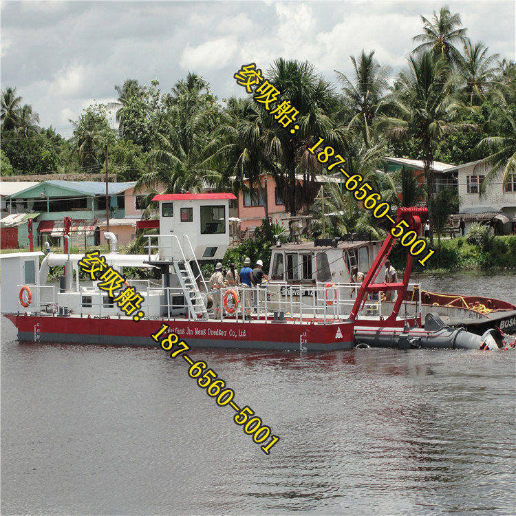 挖泥船專業(yè)制造,清淤船車間.jpg